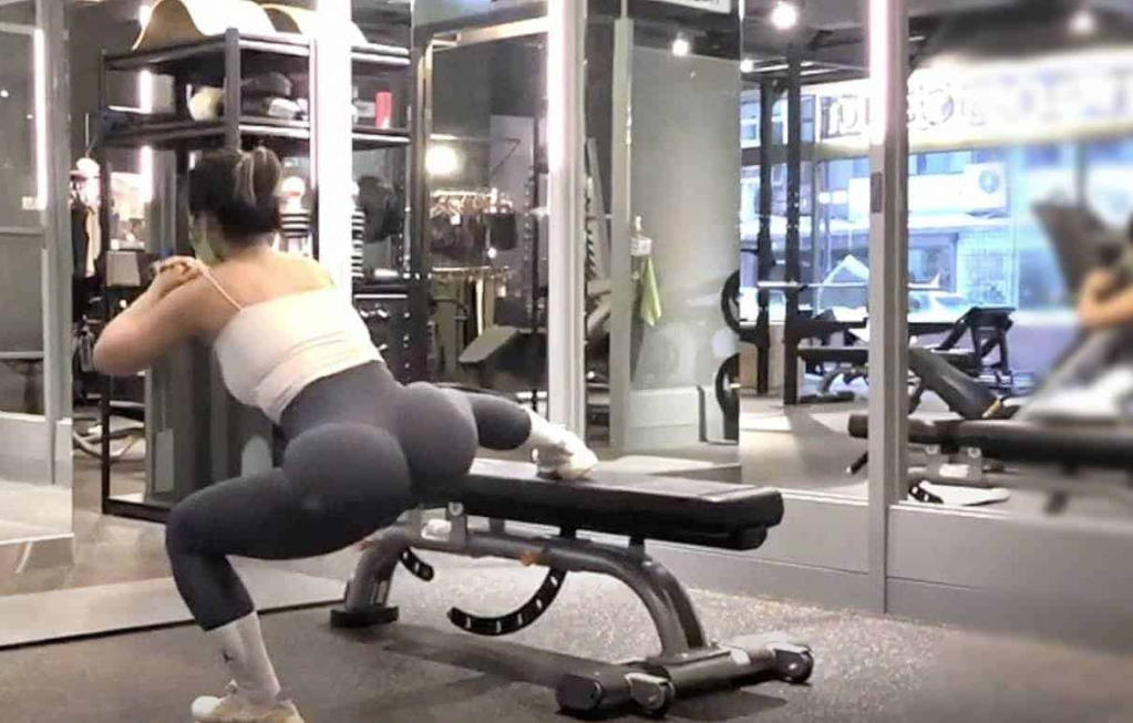 健身教練到你家！美女Annie教你「基礎健身」練出Ｓ型、不用器材也能Fit！